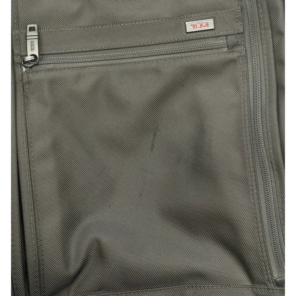 Tumi alpha ii